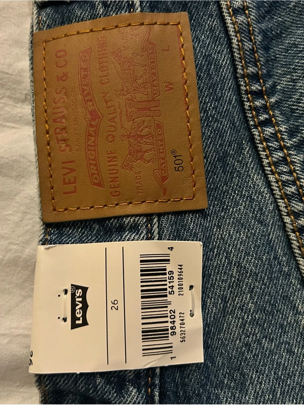NWT Levi's 501 Distressed Denim Shorts in Dark Blue